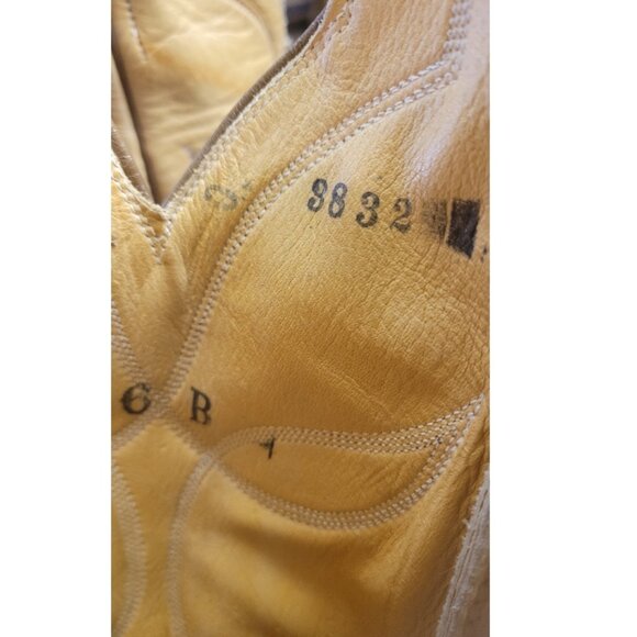 Hondo Pale Yellow Cowboy Western Buckaroo Boots Knee High 17-Inch Tall Women 6 B - Picture 11 of 13
